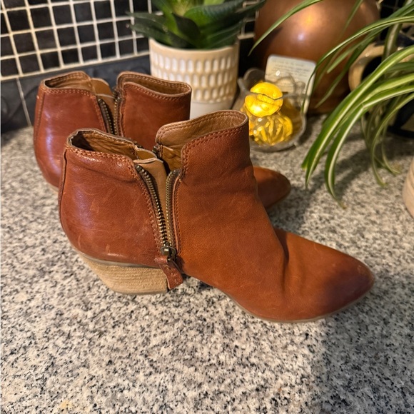 Frye Tan Leather Ankle Booties with Side Zipper - Picture 9 of 9